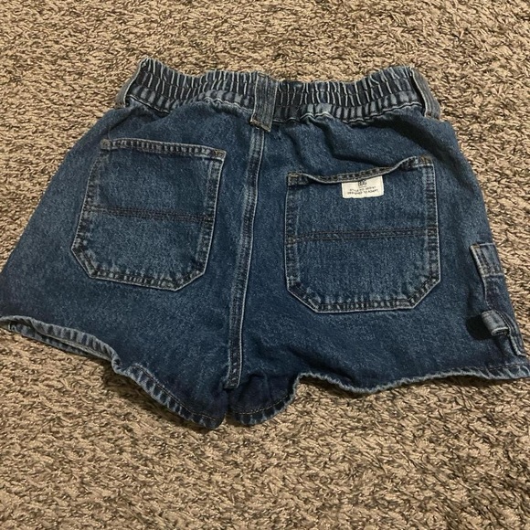 high waisted jean cargo shorts - Picture 2 of 3